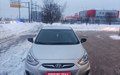 Hyundai Solaris II рестайлинг, 2013 год, 720 000 рублей, 1 фотография
