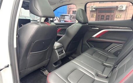 Haval H6, 2022 год, 1 250 000 рублей, 5 фотография