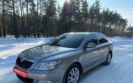 Skoda Octavia, 2011 год, 830 000 рублей, 2 фотография