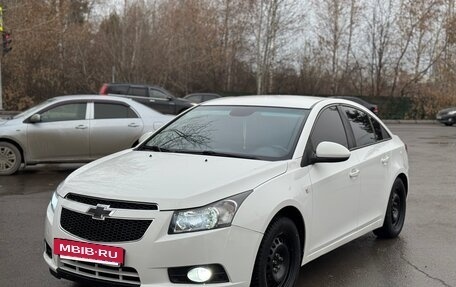 Chevrolet Cruze II, 2011 год, 730 000 рублей, 2 фотография
