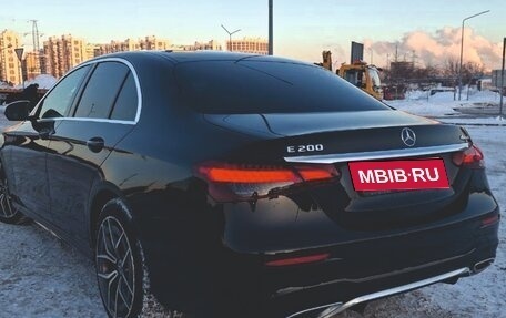 Mercedes-Benz E-Класс, 2021 год, 3 700 000 рублей, 3 фотография