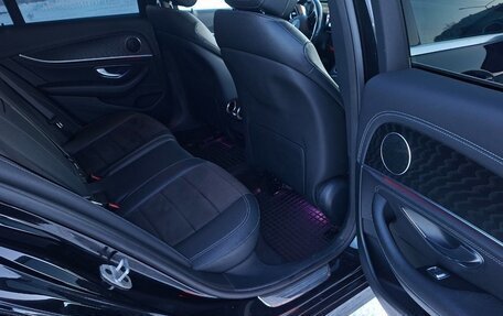 Mercedes-Benz E-Класс, 2021 год, 3 700 000 рублей, 13 фотография