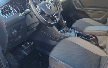 Volkswagen Tiguan II, 2020 год, 2 740 000 рублей, 12 фотография