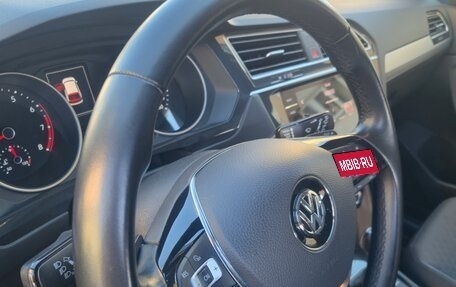 Volkswagen Tiguan II, 2020 год, 2 740 000 рублей, 11 фотография