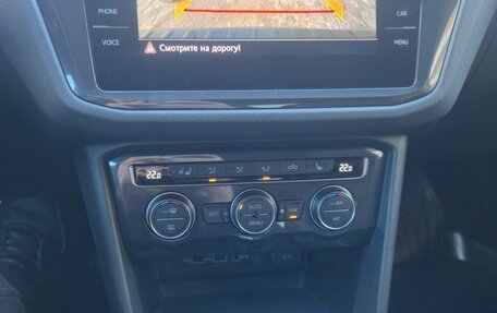 Volkswagen Tiguan II, 2020 год, 2 740 000 рублей, 20 фотография