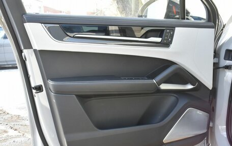 Porsche Cayenne III, 2024 год, 23 900 000 рублей, 28 фотография