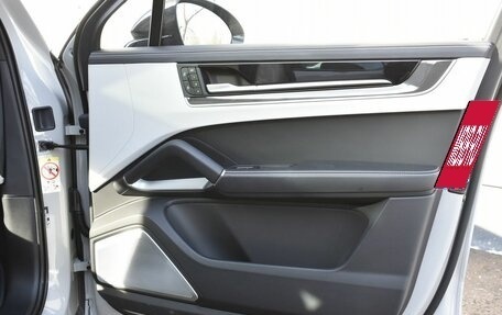 Porsche Cayenne III, 2024 год, 23 900 000 рублей, 39 фотография