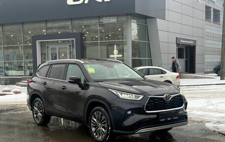 Toyota Highlander, 2025 год, 5 550 000 рублей, 1 фотография