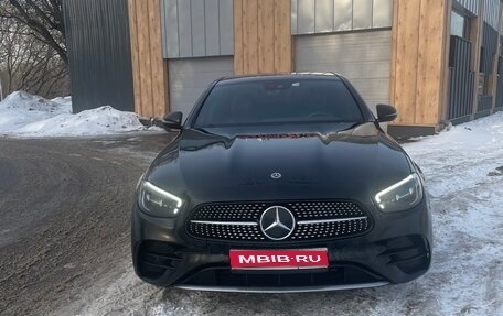 Mercedes-Benz E-Класс, 2021 год, 3 100 000 рублей, 1 фотография