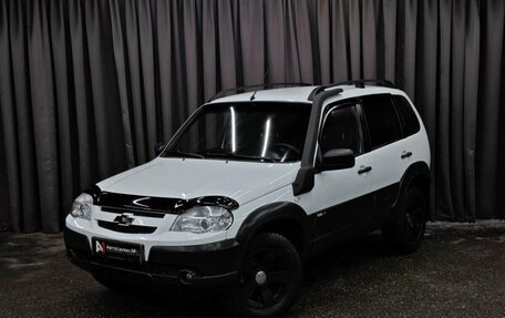 Chevrolet Niva I рестайлинг, 2015 год, 699 888 рублей, 1 фотография