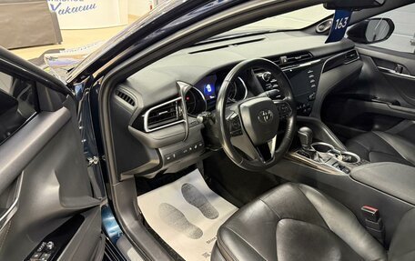 Toyota Camry, 2018 год, 3 299 900 рублей, 10 фотография