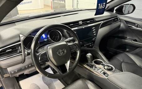 Toyota Camry, 2018 год, 3 299 900 рублей, 11 фотография