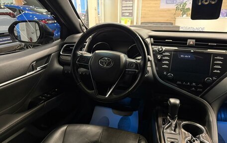 Toyota Camry, 2018 год, 3 299 900 рублей, 14 фотография