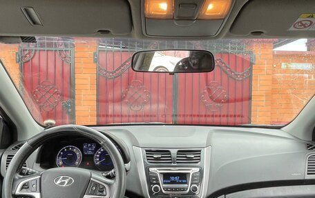 Hyundai Solaris II рестайлинг, 2016 год, 900 000 рублей, 6 фотография