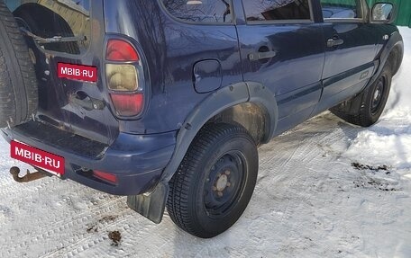 Chevrolet Niva I рестайлинг, 2005 год, 300 000 рублей, 2 фотография