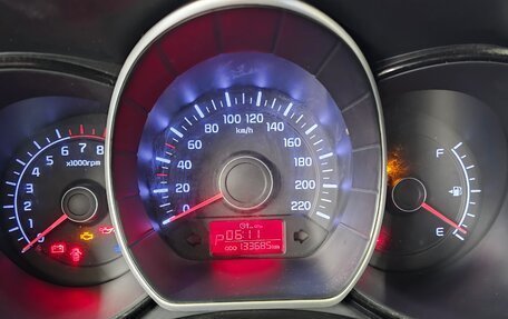 KIA Rio III рестайлинг, 2011 год, 825 000 рублей, 13 фотография