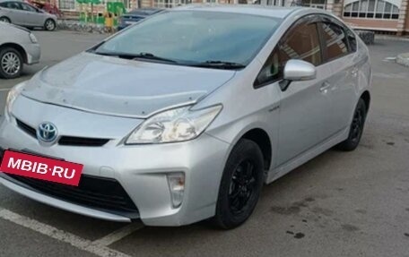 Toyota Prius, 2012 год, 1 150 000 рублей, 2 фотография