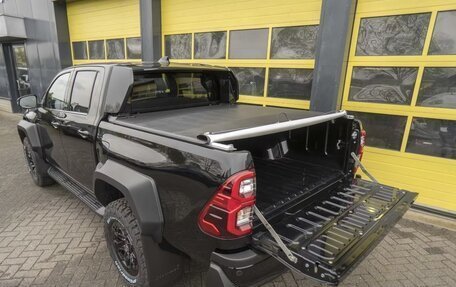 Toyota Hilux VIII, 2025 год, 8 368 800 рублей, 15 фотография