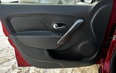 Renault Sandero II рестайлинг, 2019 год, 1 248 000 рублей, 11 фотография