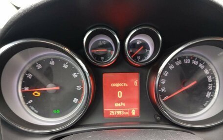 Opel Astra J, 2011 год, 277 000 рублей, 10 фотография