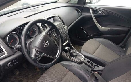 Opel Astra J, 2011 год, 277 000 рублей, 11 фотография