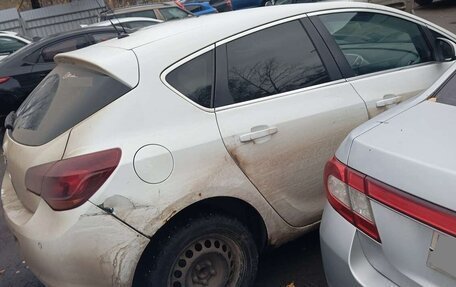 Opel Astra J, 2011 год, 277 000 рублей, 13 фотография