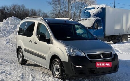 Peugeot Partner II рестайлинг 2, 2021 год, 1 890 000 рублей, 4 фотография