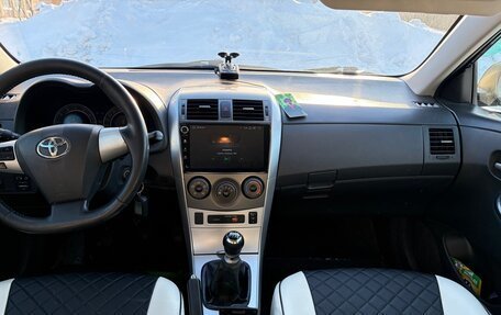 Toyota Corolla, 2011 год, 795 000 рублей, 5 фотография