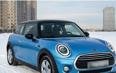 MINI Hatch, 2019 год, 2 150 000 рублей, 3 фотография