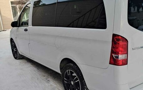 Mercedes-Benz Vito, 2022 год, 5 700 000 рублей, 3 фотография