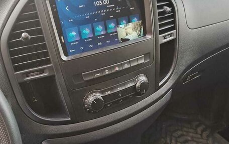 Mercedes-Benz Vito, 2022 год, 5 700 000 рублей, 11 фотография