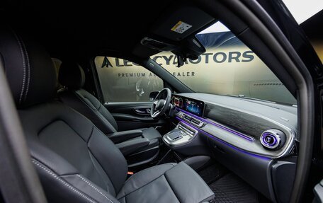 Mercedes-Benz V-Класс, 2026 год, 14 740 000 рублей, 22 фотография