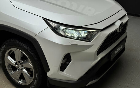 Toyota RAV4, 2021 год, 3 480 000 рублей, 8 фотография