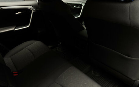 Toyota RAV4, 2021 год, 3 480 000 рублей, 20 фотография