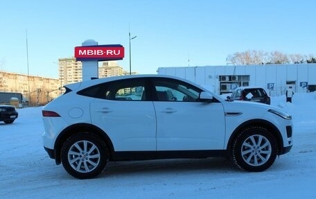 Jaguar E-Pace, 2020 год, 3 000 000 рублей, 4 фотография