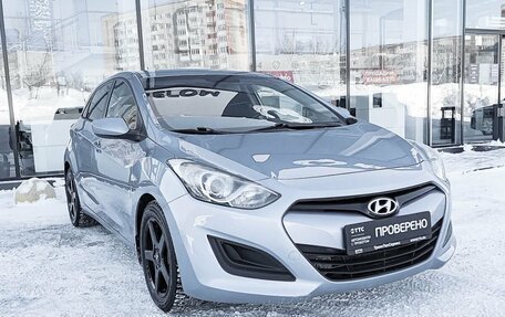 Hyundai i30 II рестайлинг, 2012 год, 849 000 рублей, 3 фотография
