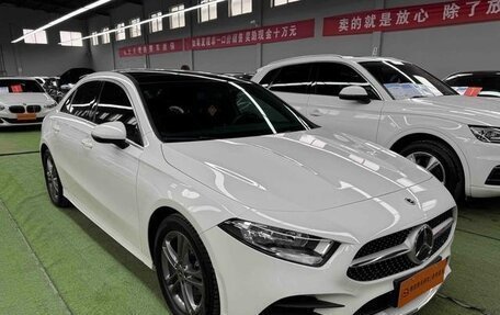 Mercedes-Benz A-Класс, 2023 год, 2 030 000 рублей, 3 фотография