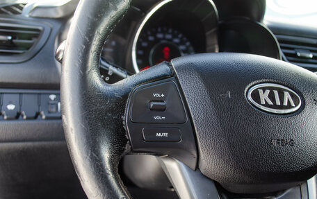 KIA Rio III рестайлинг, 2011 год, 640 000 рублей, 10 фотография