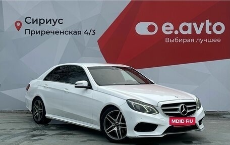 Mercedes-Benz E-Класс, 2015 год, 2 200 000 рублей, 3 фотография