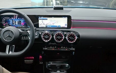 Mercedes-Benz CLA, 2024 год, 4 900 000 рублей, 6 фотография