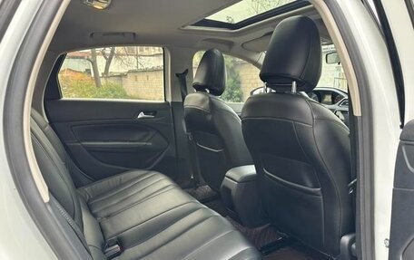 Peugeot 308 II, 2019 год, 1 080 000 рублей, 9 фотография