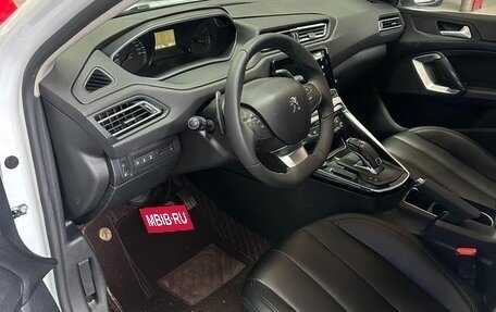 Peugeot 308 II, 2019 год, 1 080 000 рублей, 10 фотография