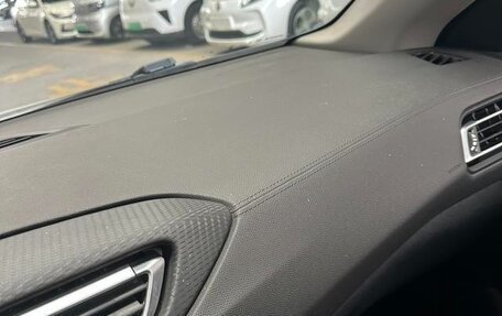 Peugeot 308 II, 2019 год, 1 080 000 рублей, 18 фотография