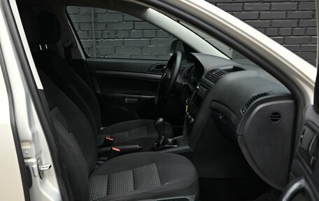 Skoda Octavia, 2012 год, 690 000 рублей, 11 фотография