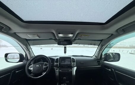 Toyota Land Cruiser 200, 2013 год, 3 400 000 рублей, 6 фотография