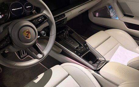 Porsche 911, 2021 год, 20 000 000 рублей, 10 фотография