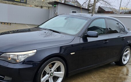 BMW 5 серия, 2008 год, 1 030 000 рублей, 1 фотография