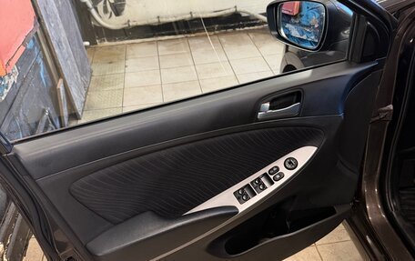 Hyundai Solaris II рестайлинг, 2014 год, 999 000 рублей, 10 фотография