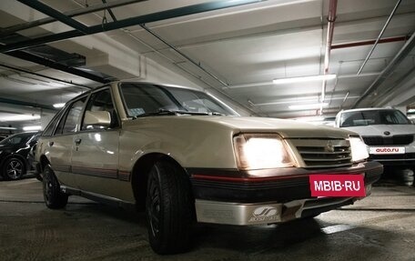 Opel Ascona C, 1988 год, 96 000 рублей, 22 фотография