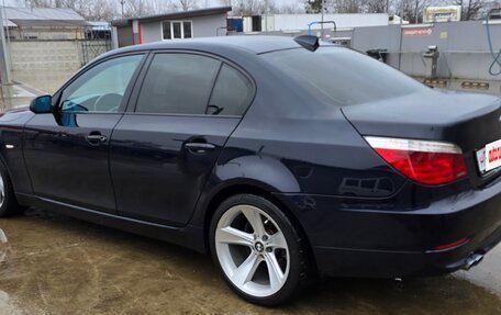 BMW 5 серия, 2008 год, 1 030 000 рублей, 5 фотография